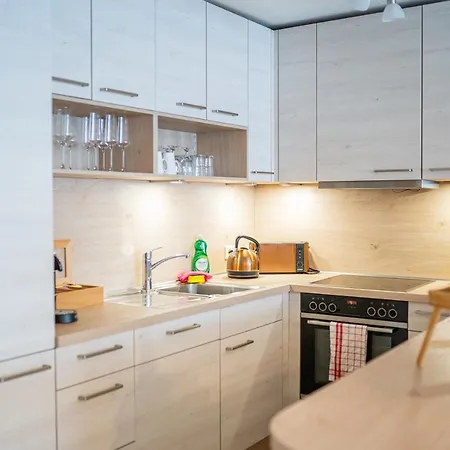 Golden Design Apartment, Zentral, Familie Und Business, 1000 Mbit Duisburg